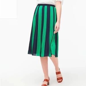 J.Crew. Size 4. Green with navy.